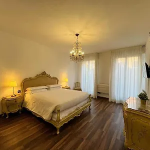 https://apt-madoneta.hotelinveneto.com