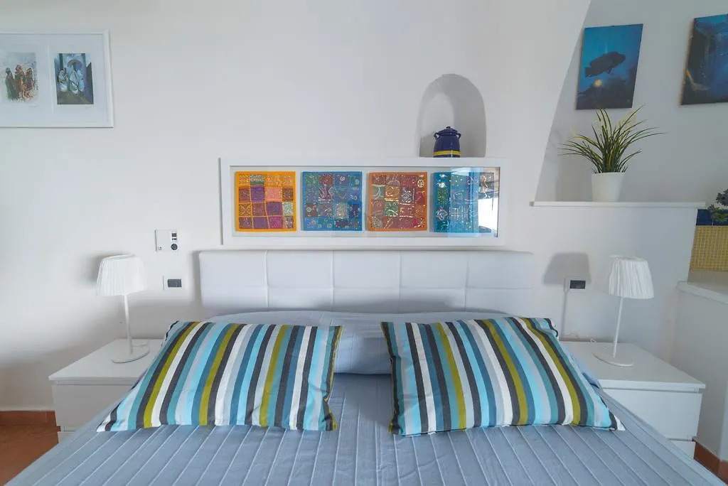 Aeolian Salina Apartments Malfa